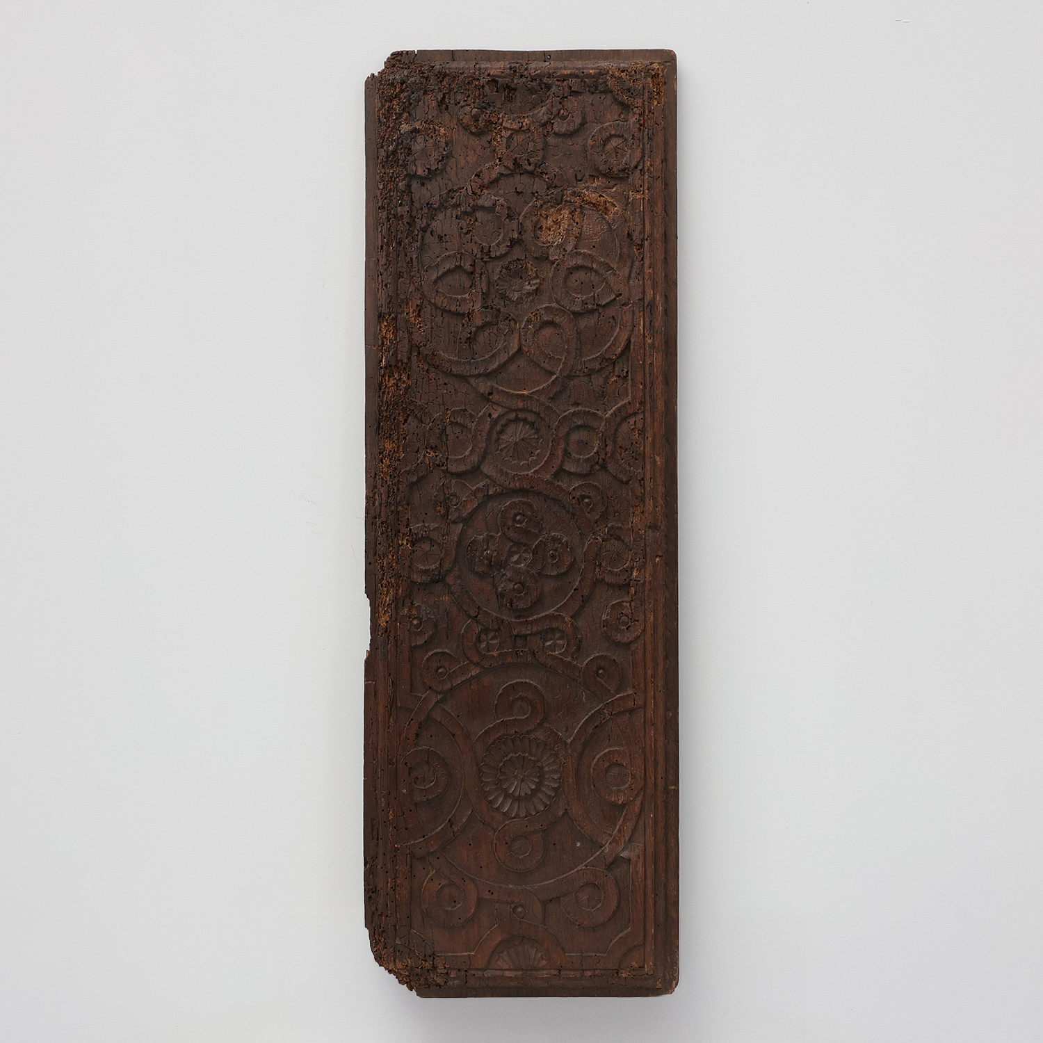16th Century Gothic Wood Panel from France with Geometric Ornament-img